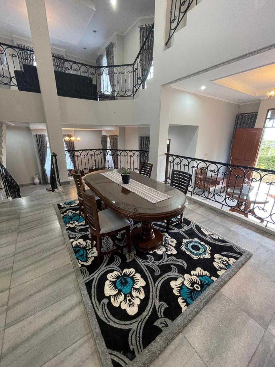 Walikota Villa *